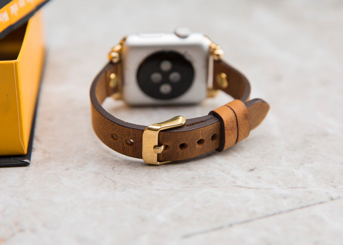 40mm band on 44mm apple watch