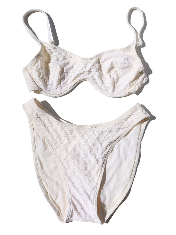 90s Vintage White Textured Bikini with High Cut S… - image 2