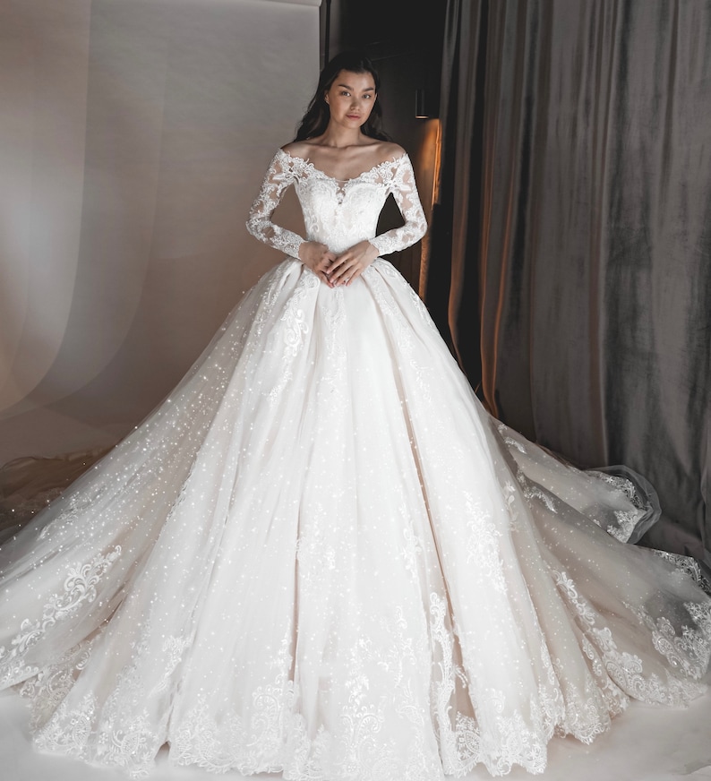 Wedding dress OB7962 by Olivia Bottega Lace ball gown with image 1