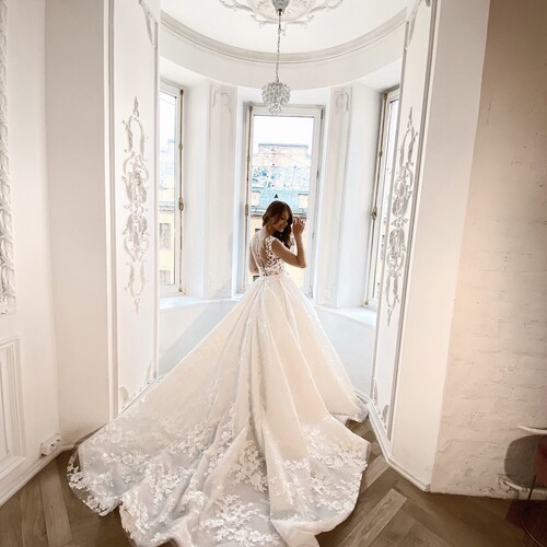 her lip to Floral Lace Mermaid Skirt