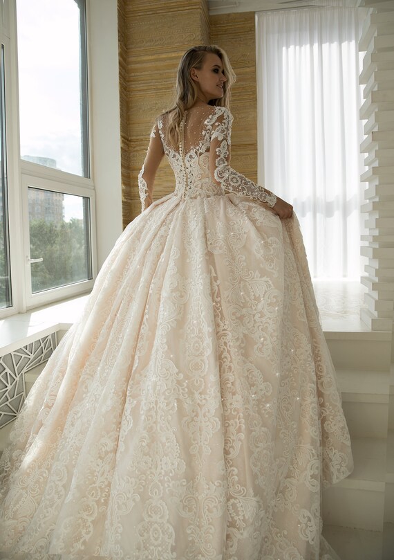 mod wedding dress