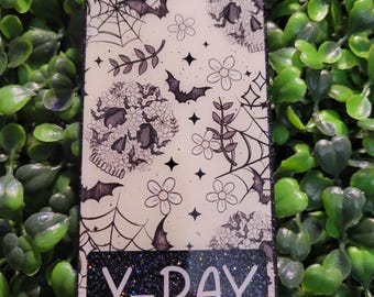 Floral spooky skeleton Badge Buddy
