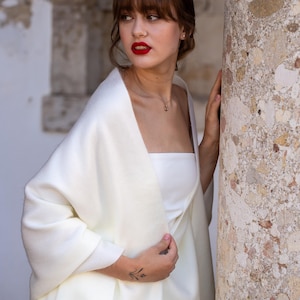 Wedding Shawl - Ivory, Bridesmaid shawl warm, Evening shawl for bride, Evening wrap, White wedding shawl, Wedding pashmina shawl
