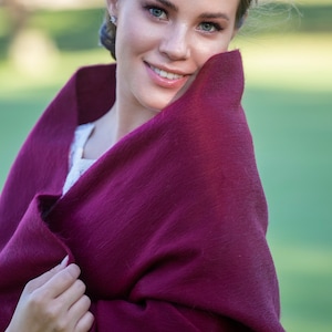 Alpaka Hochzeit Schal Brautjungfern Schal Winter Hochzeit Schal Braut Hochzeit Stola Braut Wrap Elfenbein Schal Brautschal Cranberry