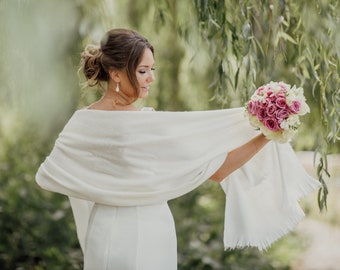 Châle de mariage en alpaga | Livraison DHL Express en 2 jours GRATUITE | Plusieurs options de couleur | Châle de mariage d'hiver | Robe de mariée | Étole de mariage