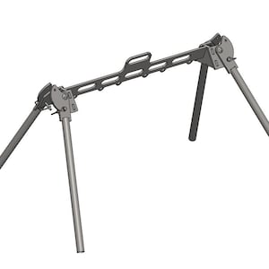 Könnte beinhalten: Ein grauer Metallständer mit verstellbaren Beinen. Der Ständer hat eine rechteckige Oberseite mit einem Griff und mehreren Löchern. Die Beine sind abgewinkelt und wirken stabil, zur Unterstützung von Geräten.