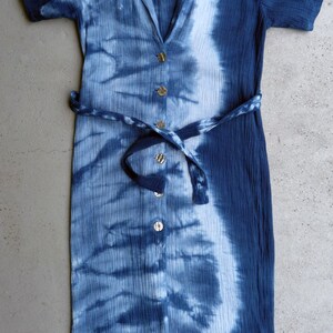 maurie and eve blue and white dress + Brand Indigo Natural Hand Dyed Shibori Long Cotton Size (US):36 General Fabric: Wool waist 23 in Lace Wedding Dress, Boho
