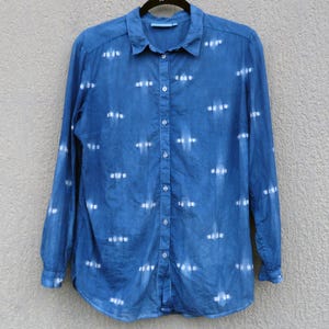 Blue Illusion brand Indigo Natural Hand Dyed Shibori Tie Dye Cotton and Modal Shirt Size M