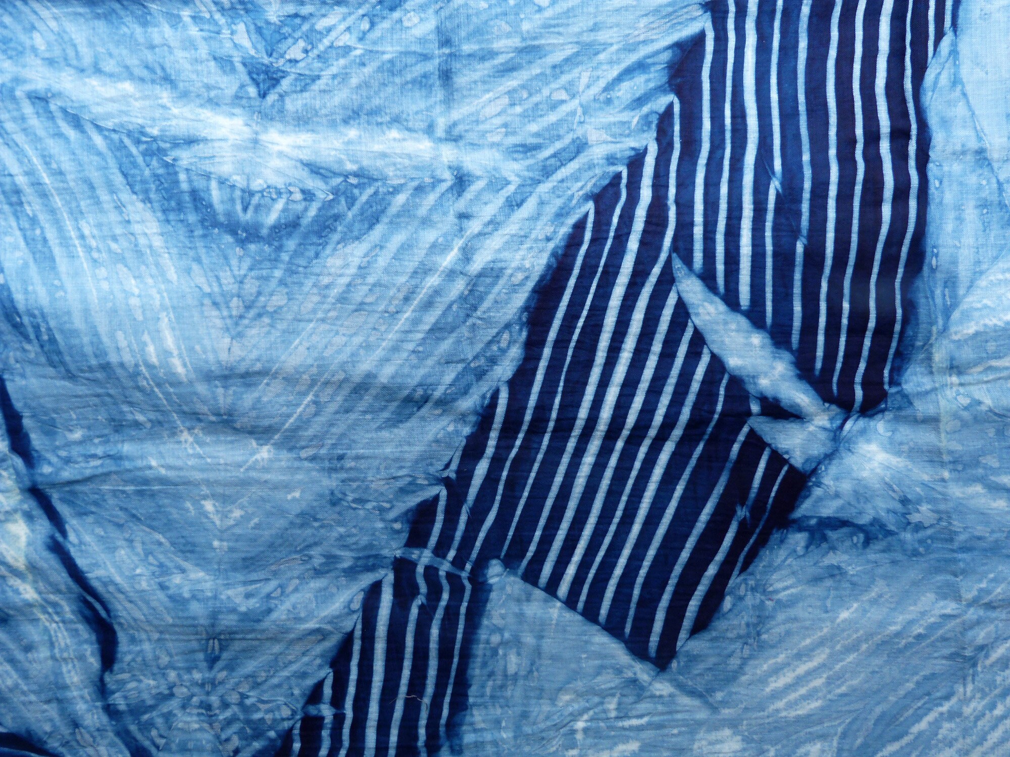 Hand Tie & Dye Shibori Saree