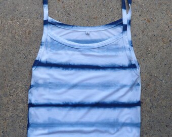 Camiseta sin mangas con efecto tie-dye Shibori teñido a mano en índigo natural, talla L, algodón orgánico