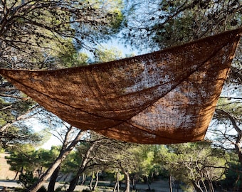 Shade sails made from 100% natural and ecological coconut fibers. Diagonally reinforced for hanging (heart thimble not included)