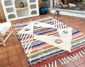 Tapis  coton  recyclé double épaisseur multicolore et blanc  motifs geometrique blancs reversible   éthique  écologique 170/240