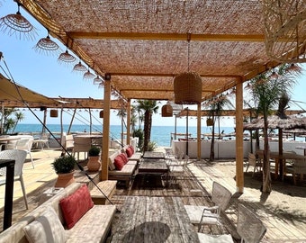 Shade sails made from 100% natural and ecological coconut fibers. To be installed on a structure (iron pergola or wooden frame)
