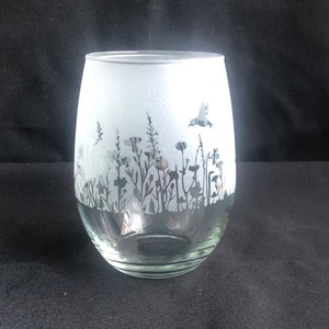 Hummingbird Wine Glass