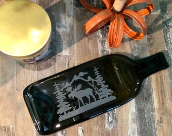 Flat Bottle with Moose