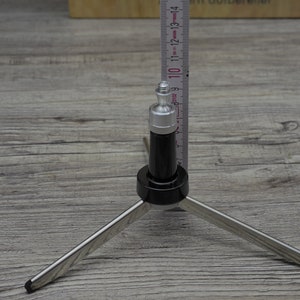 Mini 60s 3 leg tripod, also ideal as a lamp holder for photo tables image 5