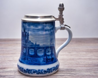 Collectible jug Berlin Design - Series: Annual Silk - Albrechtsburg zu Meissen - blue porcelain - Made in Germany - 9D3 - SMALL DEFECTS