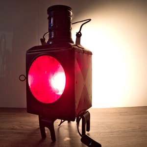 Railway lamp: Upper carriage lantern original Deutsche Bahn, converted to E27 socket with neat patina, LED bulb, unique, upcycling image 3