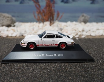 Car model Porsche 911 Carrera RS 1:50 - 1973, unknown manufacturer, scale 1/50 in TOP condition with acrylic glass hood