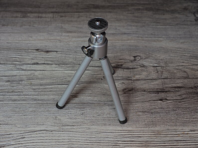 Mini 70s/80s 3 leg tripod, also ideal as a lamp holder for photo tables image 2