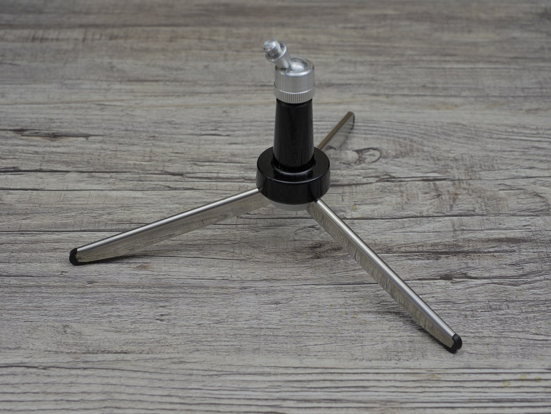 Mini 60s 3 leg tripod, also ideal as a lamp holder for photo tables image 2