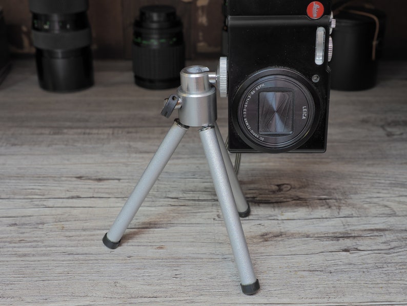 Mini 70s/80s 3 leg tripod, also ideal as a lamp holder for photo tables image 5