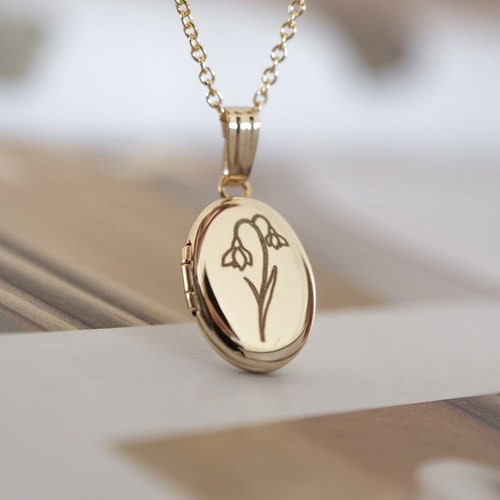 14K Solid Yellow Gold Oval Locket Photo Necklace Minimalist Etsy