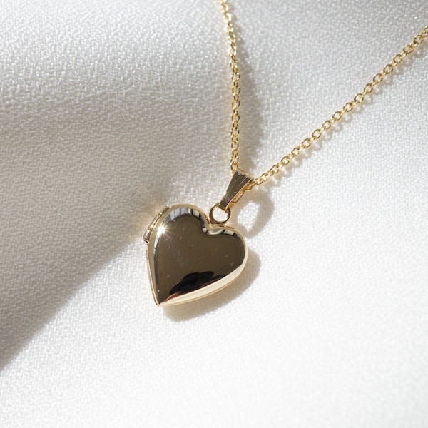 Heart Mini Locket, 14k Locket Necklace, Minimalist Personalized Gifts, Engraved Necklace
