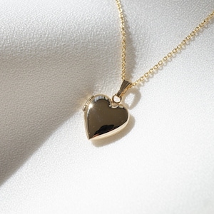 Heart Photo Locket, Minimalist Personalized Gifts, Engraved Locket With Photo, Bridesmaid Gifts, 14K Gold Filled, Silver, Solid Gold