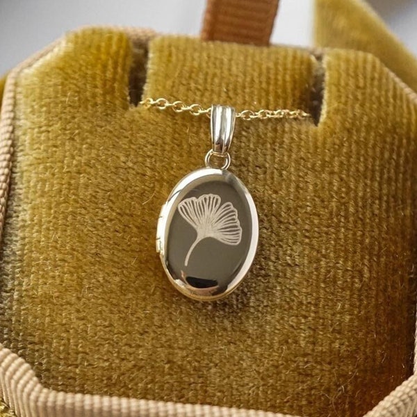 Gingko Oval Locket Necklace, Personalized Gifts, Photo Locket