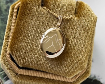 Mountains Nature Oval Locket, Personalized Gifts, Engravable Necklace