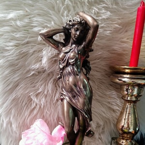 Aphrodite Altar Statue - Goddess of Love and Beauty