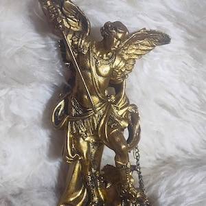 Mini Archangel Altar Statue - Etsy