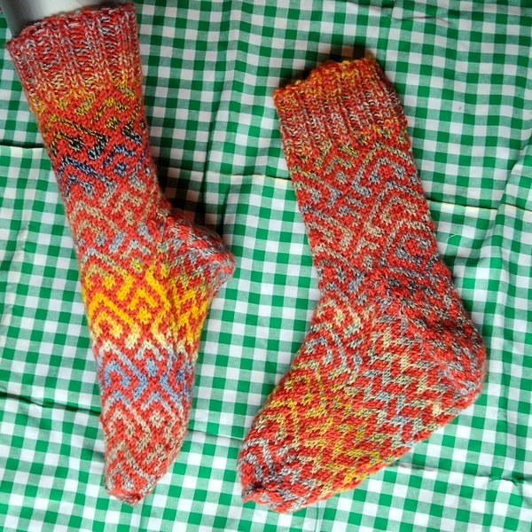 Hand-knitted socks red-colorful jacquard pattern, size 41-43, hand knit socks