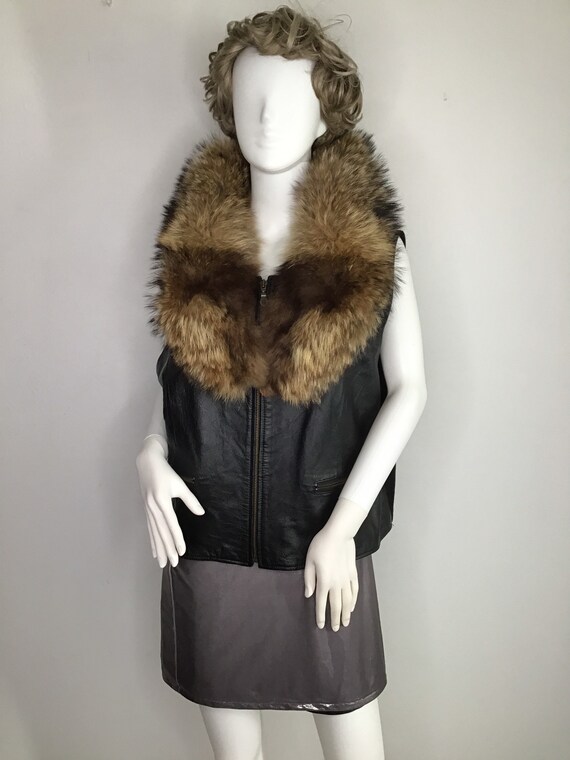 Beige women's collar real raccoon fur festive look