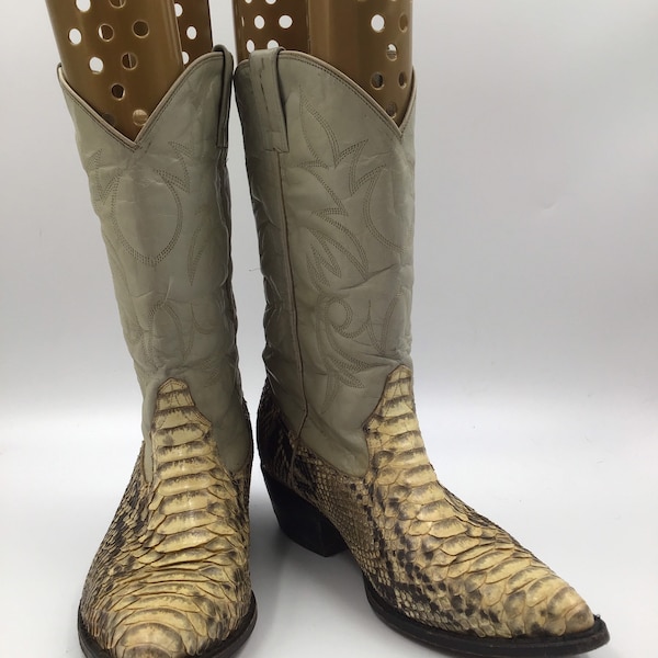 Gray men's boots 9 1/2 real python leather vintage boots embroidered unique print western style cowboy boots country style retro size 9 1/2.