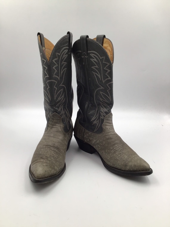 Grey leather cowboy boots 9