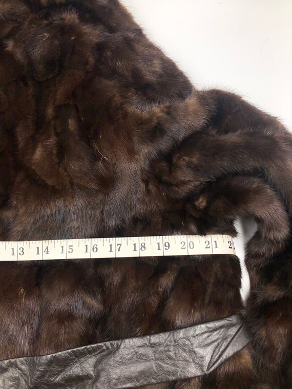 Mink Fur Coat Dark Brown Womens with a big beauti… - image 8