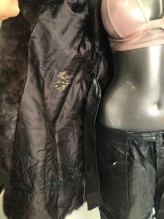 Mink Fur Coat Dark Brown Womens with a big beauti… - image 4