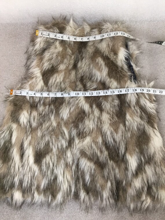 Beige spotted women's vest faux fur vegan fur war… - image 6