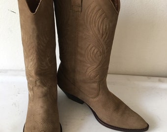 Brown women's cowboy boots, from real suede, soft suede, vintage style, western boots, old boots, retro boots, women's size 10 M