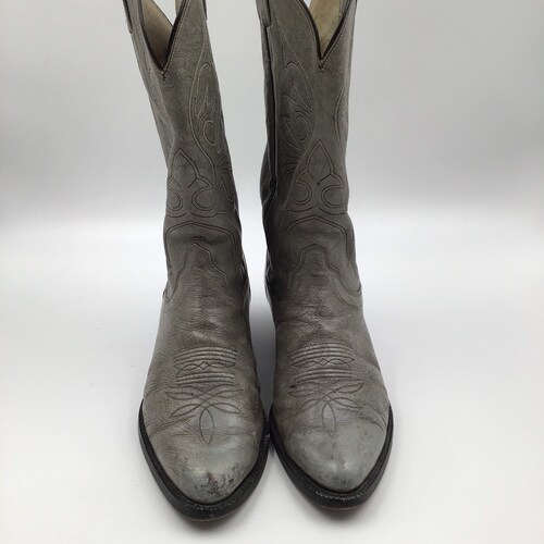 Gray men's boots from real leather shops vintage boots embroidered with unique pattern western style cowboy boots gray color has size 10 1/2D.