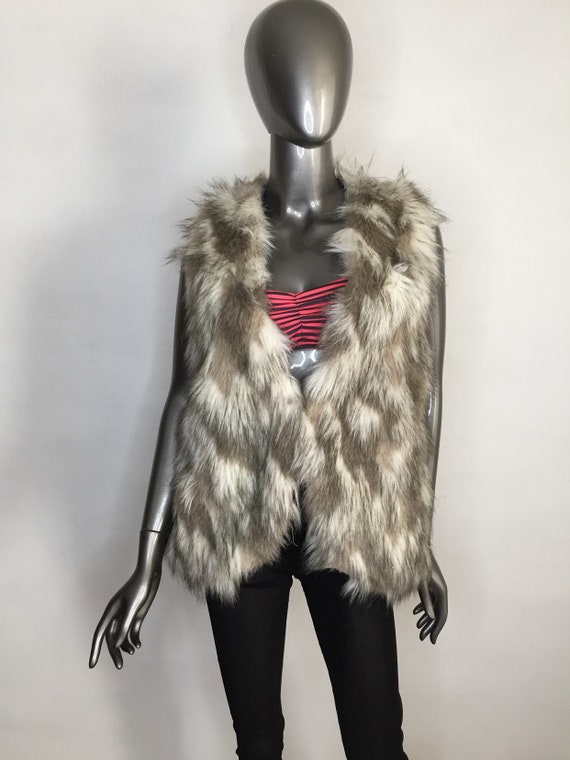 Beige spotted women's vest faux fur vegan fur war… - image 2