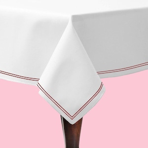 White Cotton Percale Scalloped Piping & Border Home decor Rectangle Tablecloth Washable Polycotton Table Cloth in Embroidery/Piping  Border