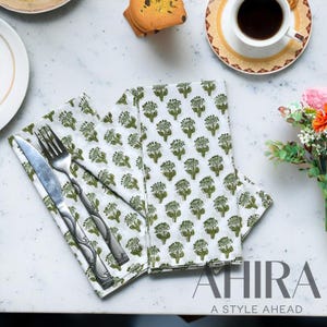 Serviette de table à usage quotidien en coton à motifs floraux et vert émeraude, serviettes de table à usage quotidien pour mariage à la ferme, événement à la maison, serviettes de table 18 x 18