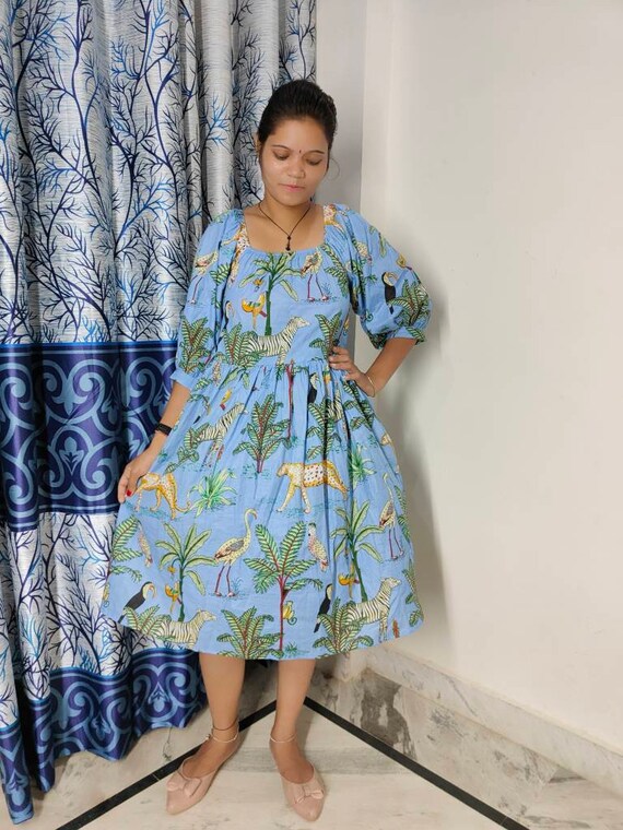 Flame Lily Midi Dress