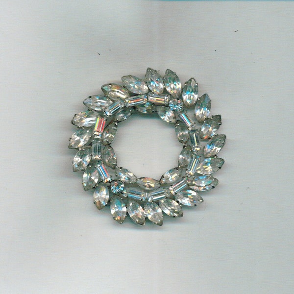 Vintage Rhinestone Pin/Brooch. Costume Jewelry 1950's