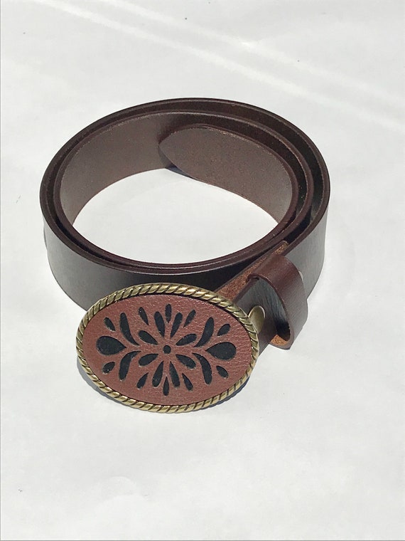 interchangeable belt buckle