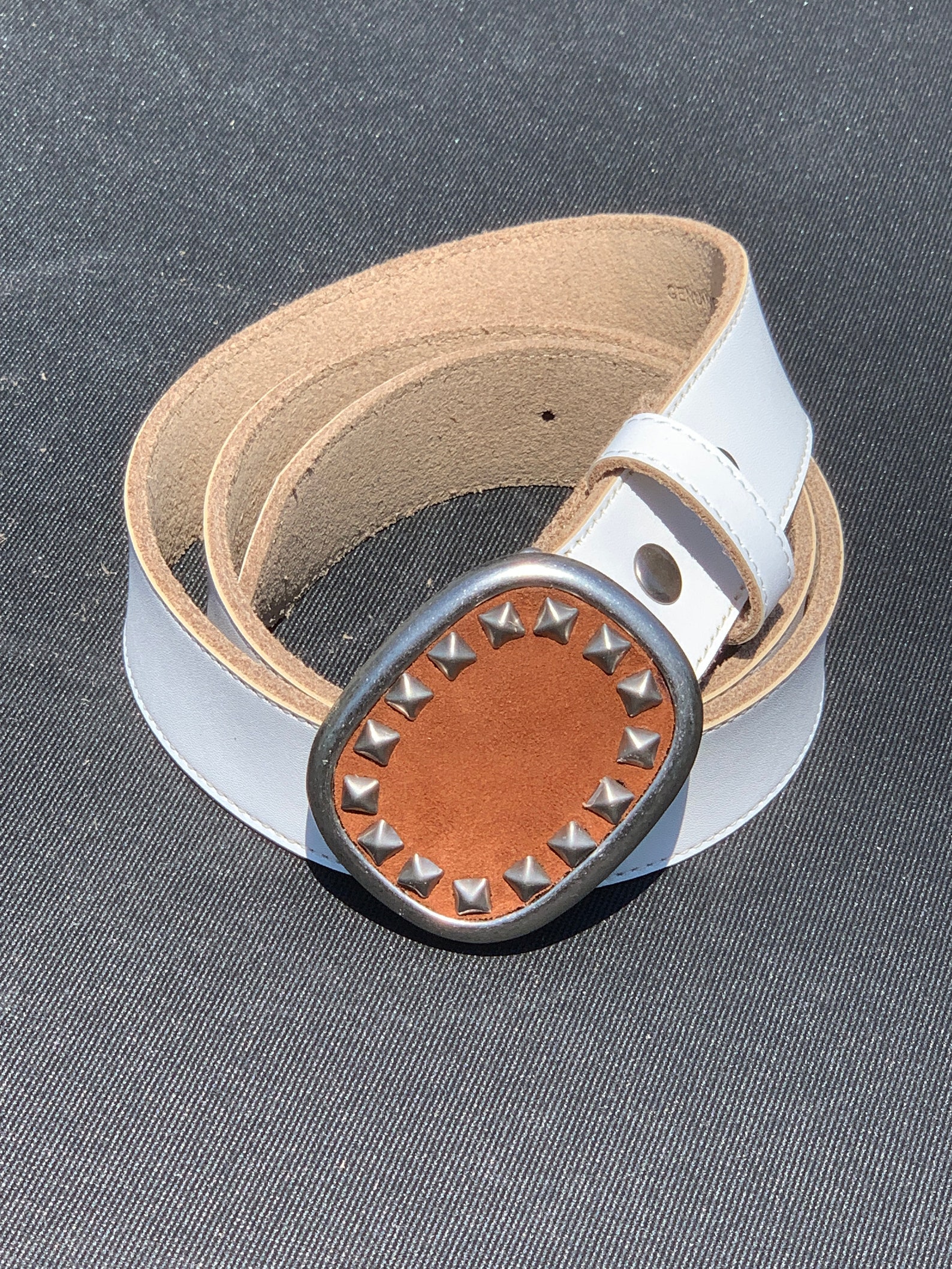 CARAMEL SUEDE BELT WITH ASYMMETRICAL BUCKLE