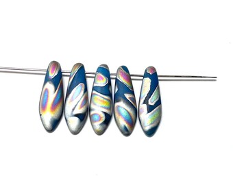 54-Czech Glass One Hole 16x5mm Matte Blue Laser Etched Zebra Stripe Dagger Beads